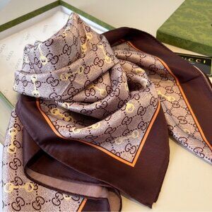 Gucci Designer Foulard with Classic GG Print